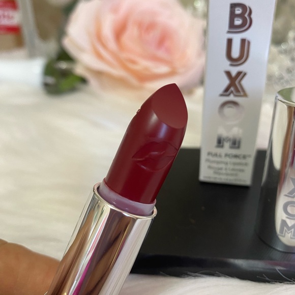 Buxom Full Force Plumping Lipstick Winner 0.12 Oz - Picture 8 of 8